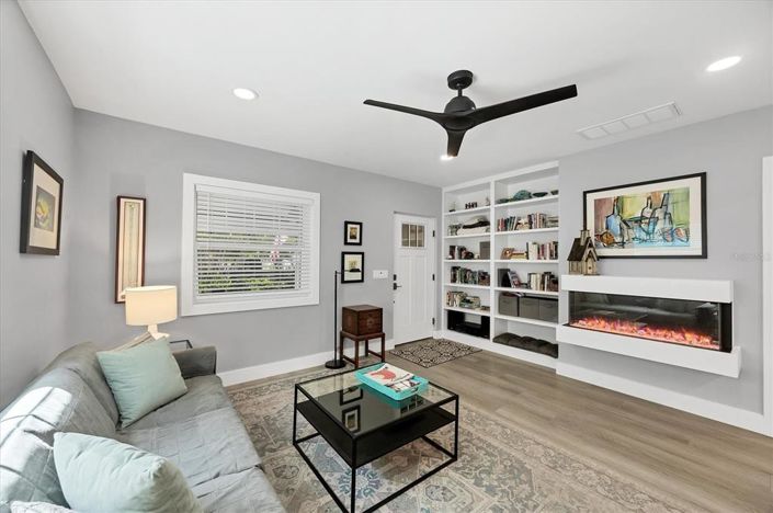 Image No.6-2 Bed Property for sale