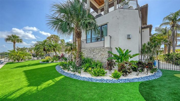 Image No.40-4 Bed Property for sale