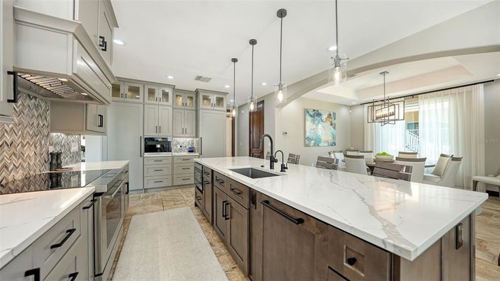 Image No.9-4 Bed Property for sale