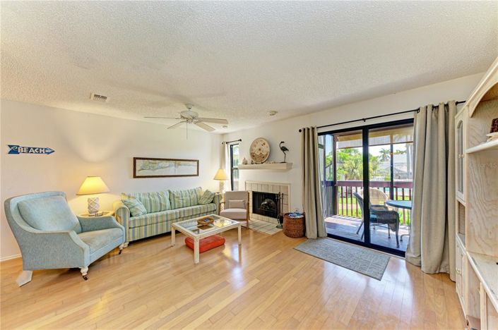 Image No.5-Propriété de 2 chambres à vendre à Sarasota