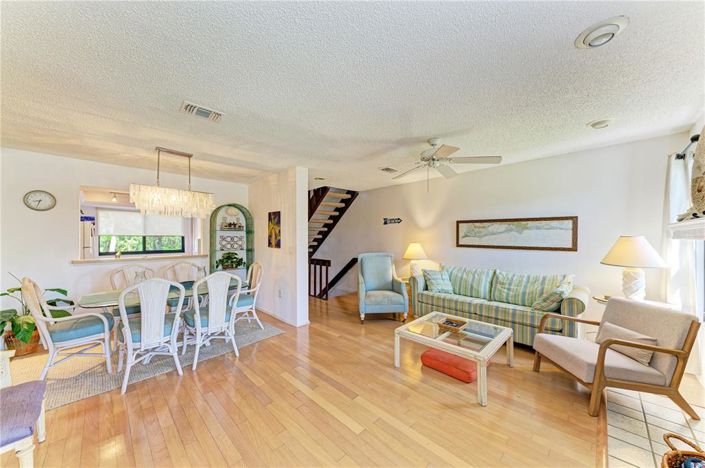 Image No.7-Propriété de 2 chambres à vendre à Sarasota