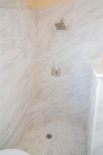 Image No.18-3 Bed Property for sale