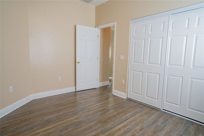 Image No.28-3 Bed Property for sale