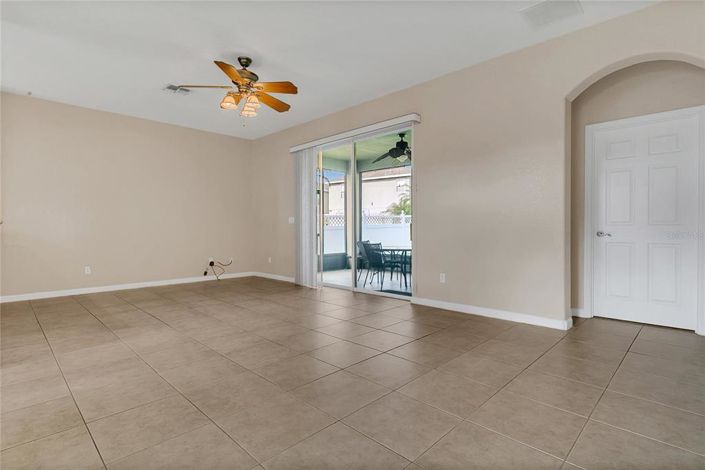 Image No.9-Propriété de 3 chambres à vendre à Kissimmee