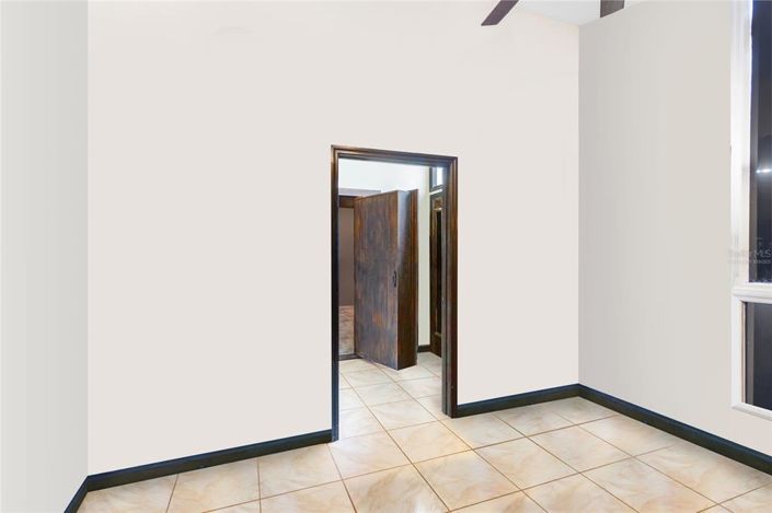 Image No.10-4 Bed Property for sale