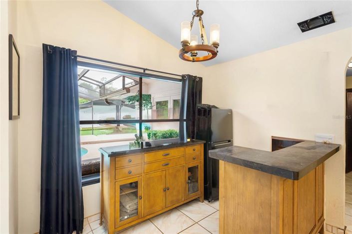 Image No.18-4 Bed Property for sale