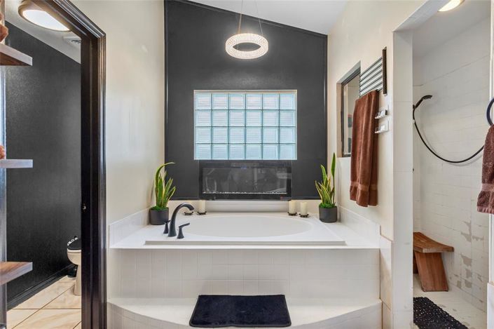 Image No.25-4 Bed Property for sale