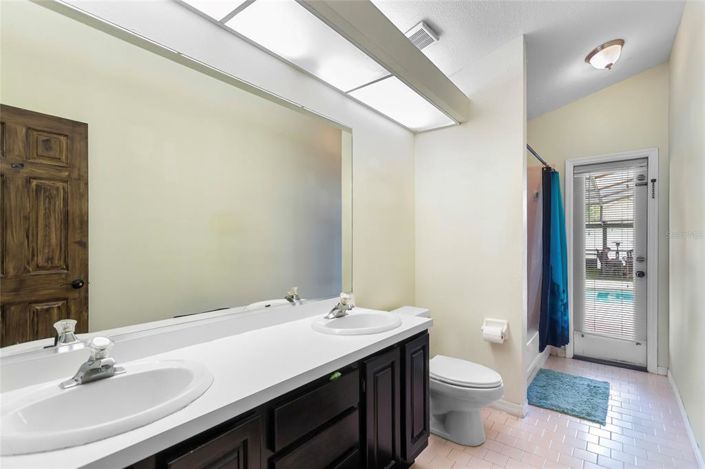 Image No.29-4 Bed Property for sale