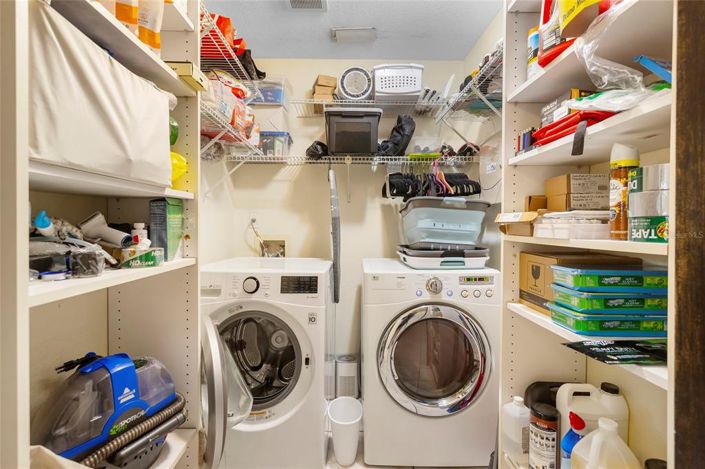 Image No.35-4 Bed Property for sale