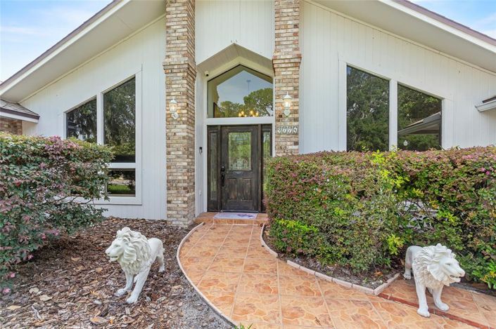 Image No.4-4 Bed Property for sale