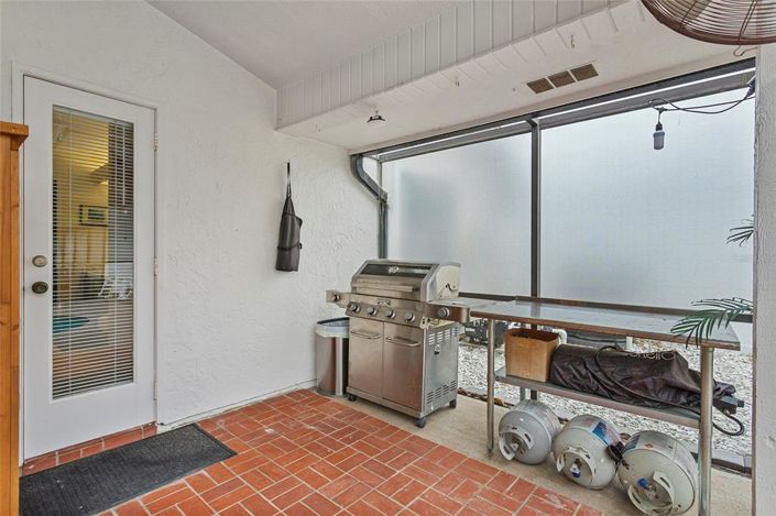 Image No.40-4 Bed Property for sale