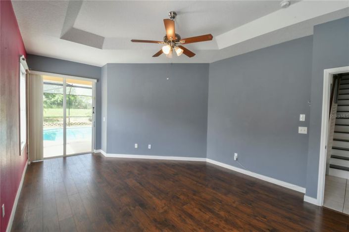 Image No.22-5 Bed Property for sale