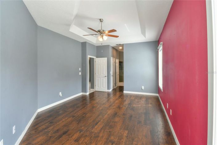 Image No.23-5 Bed Property for sale