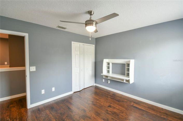 Image No.33-5 Bed Property for sale