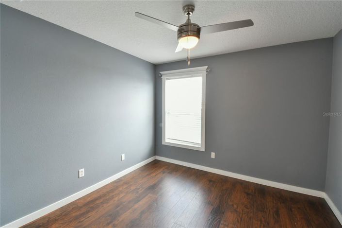 Image No.38-5 Bed Property for sale