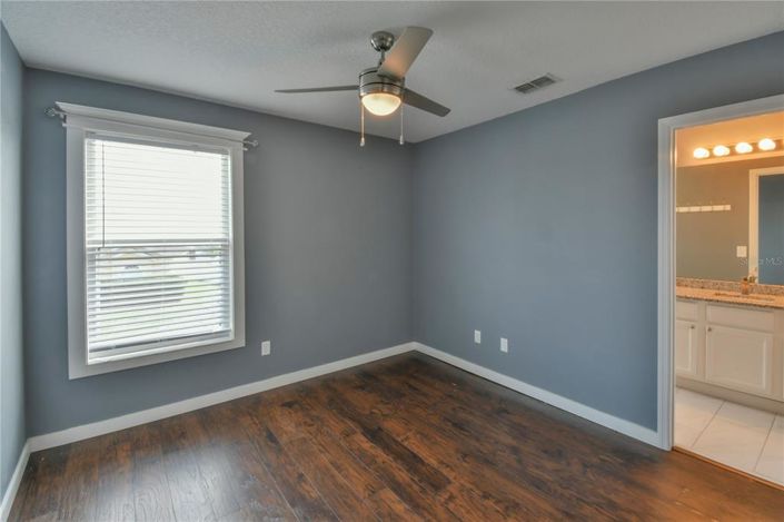 Image No.39-5 Bed Property for sale