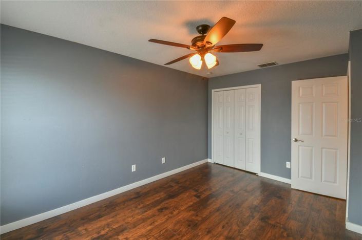 Image No.42-5 Bed Property for sale