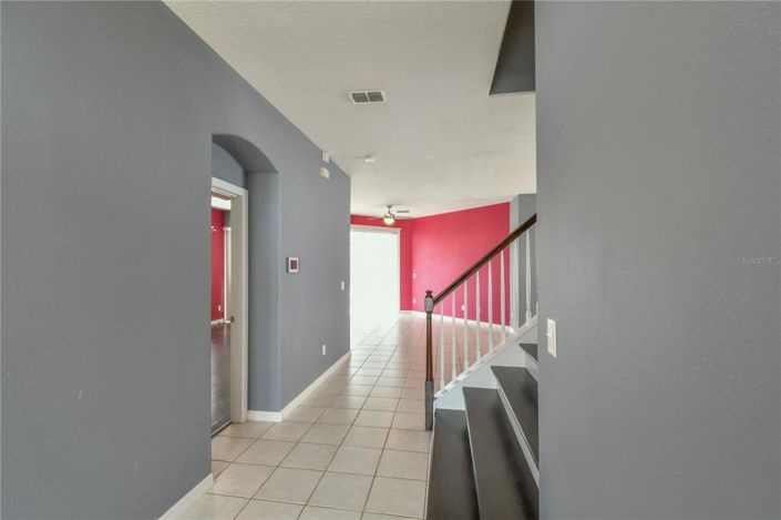 Image No.5-5 Bed Property for sale