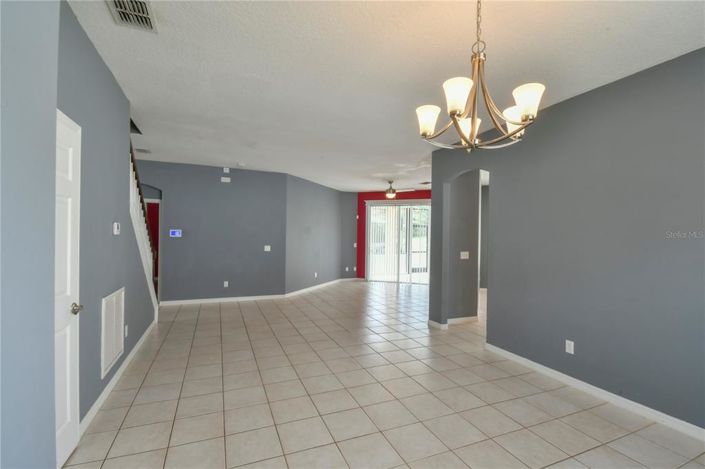 Image No.9-5 Bed Property for sale