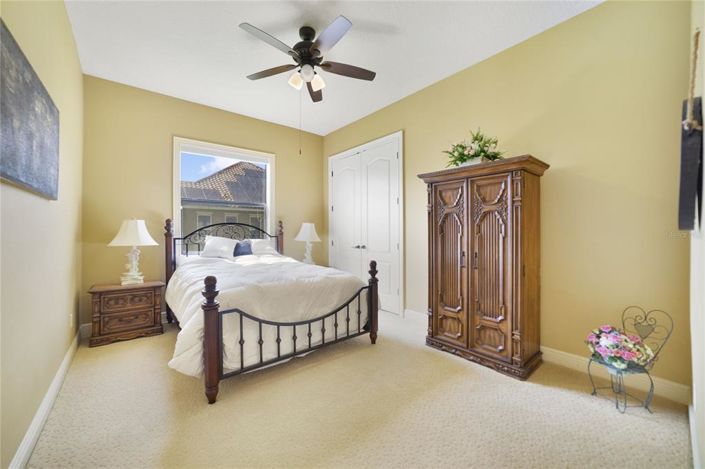 Image No.19-5 Bed Property for sale