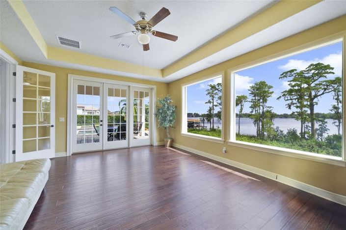 Image No.21-5 Bed Property for sale