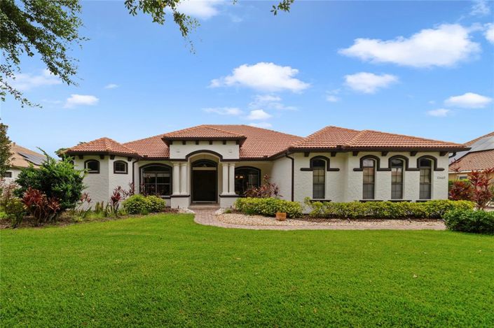 Image No.4-5 Bed Property for sale