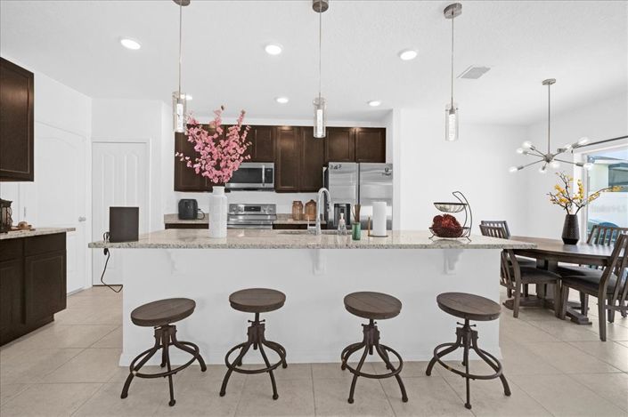 Image No.3-Propriété de 4 chambres à vendre à Kissimmee