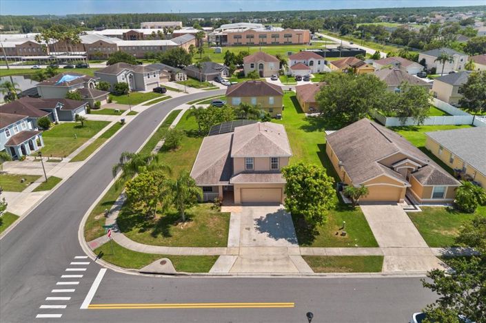 Image No.19-Propriété de 4 chambres à vendre à Kissimmee