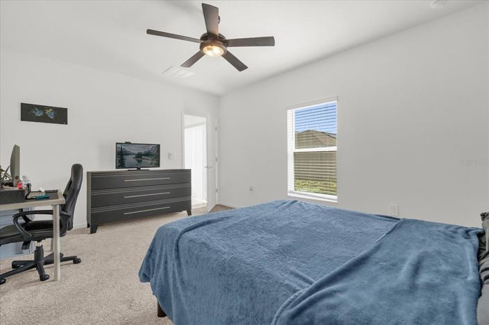 Image No.13-3 Bed Property for sale