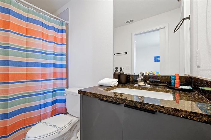 Image No.40-3 Bed Townhouse for sale