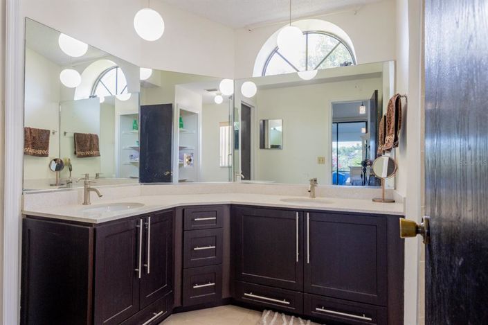 Image No.14-Propriété de 4 chambres à vendre à Kissimmee