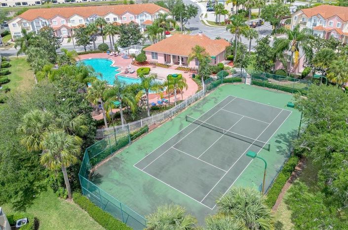 Image No.50-3 Bed Townhouse for sale