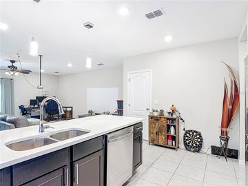 fa005713