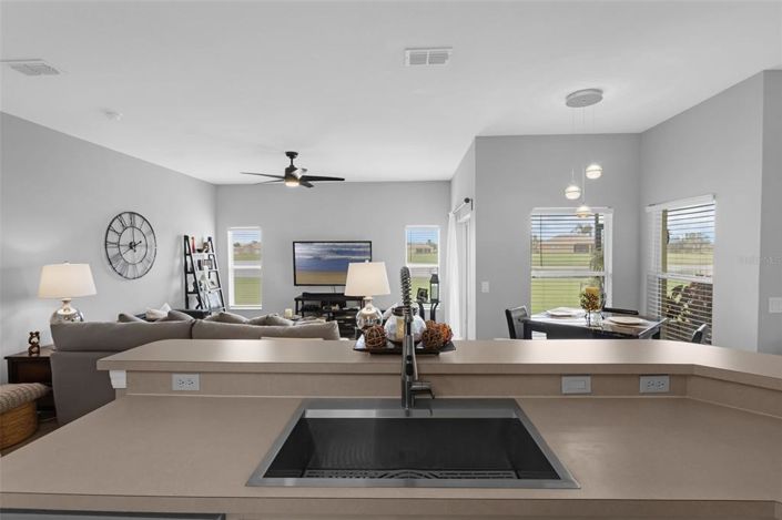 Image No.20-3 Bed Property for sale