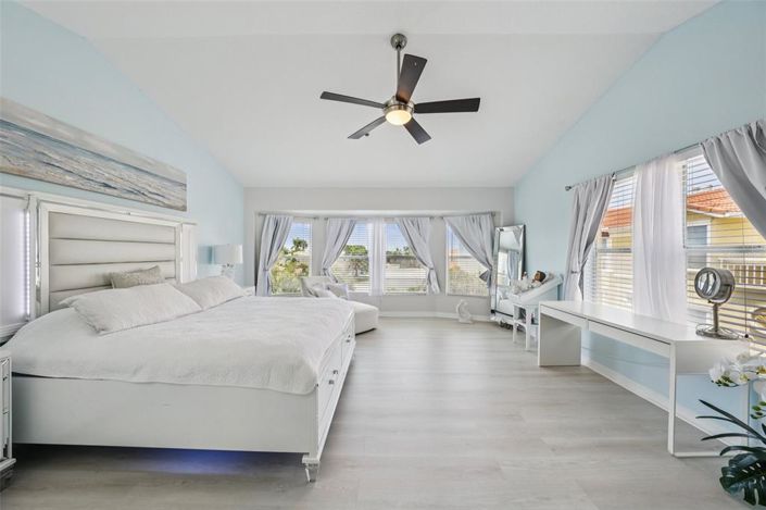 Image No.45-Maison de ville de 3 chambres à vendre à Floride