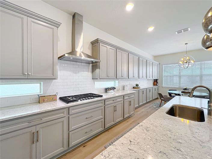 Image No.16-5 Bed Property for sale