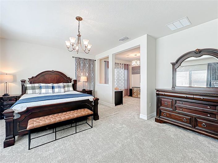 Image No.35-5 Bed Property for sale