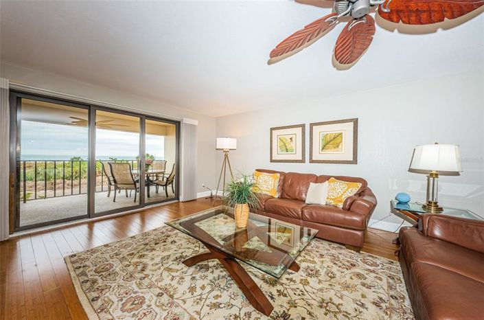 Image No.13-2 Bed Property for sale