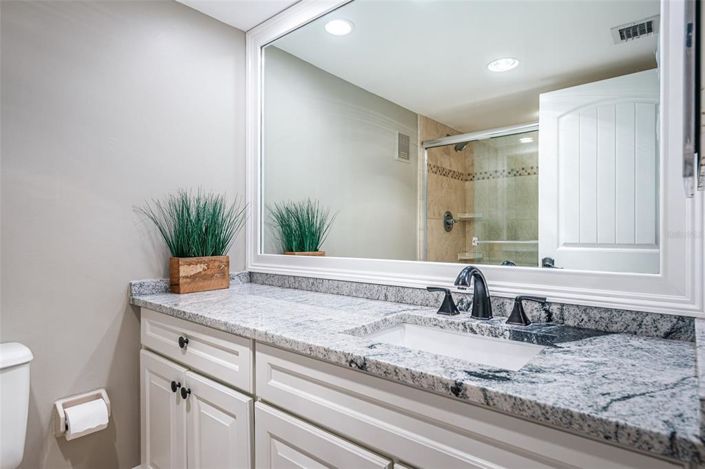 Image No.21-2 Bed Property for sale