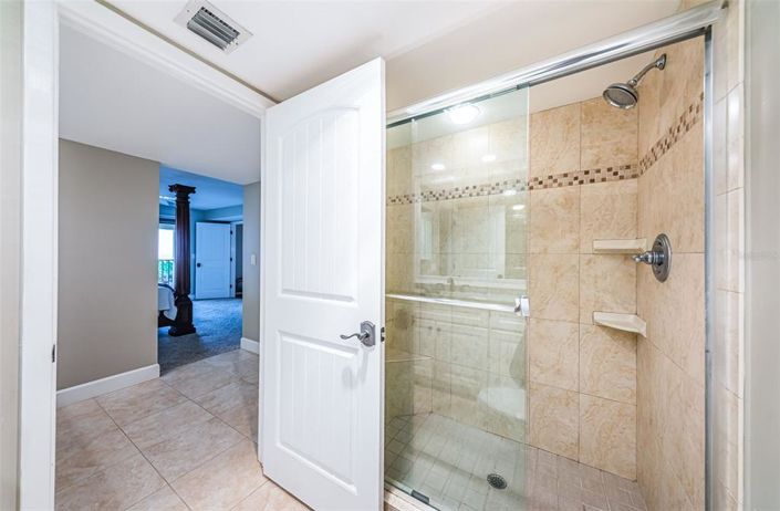 Image No.22-2 Bed Property for sale