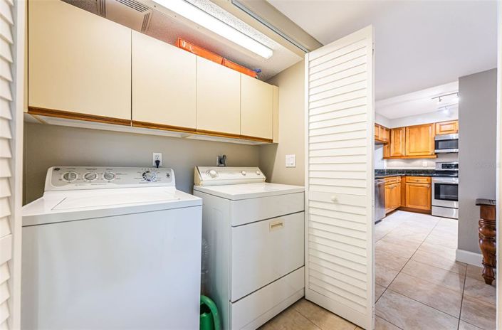 Image No.26-2 Bed Property for sale