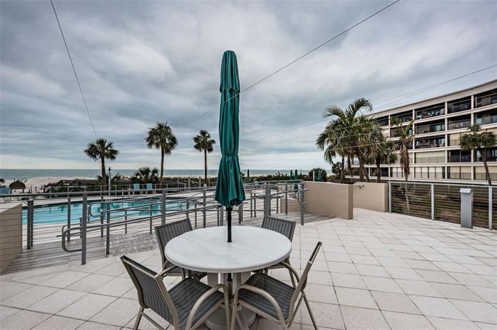 Image No.30-2 Bed Property for sale