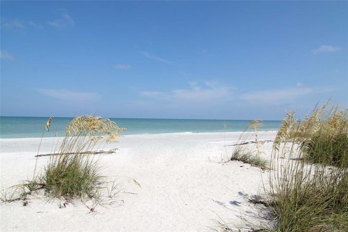 Image No.39-2 Bed Property for sale