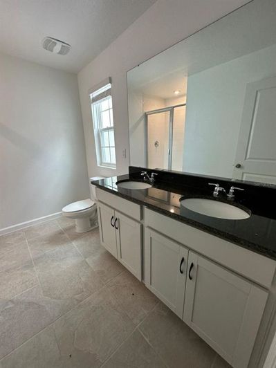 Image No.12-3 Bed Townhouse for sale