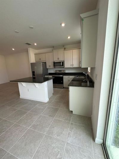 Image No.5-3 Bed Townhouse for sale