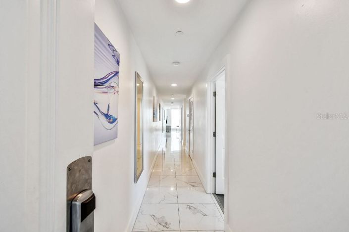 Image No.20-2 Bed Property for sale