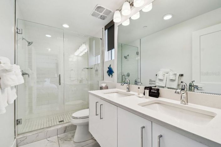 Image No.23-2 Bed Property for sale