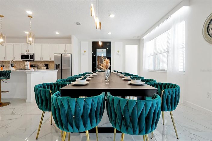 Image No.14-15 Bed Property for sale