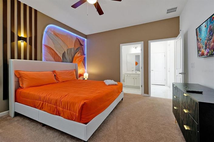 Image No.29-15 Bed Property for sale