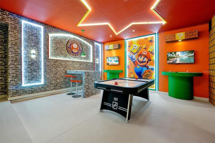 Image No.35-15 Bed Property for sale